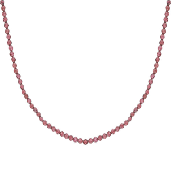Серебряное колье с гранатом